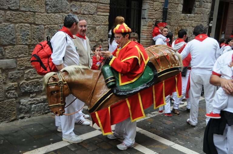 La Comparsa de Gigantes y Cabezudos 3 La Comparsa de Gigantes y Cabezudos