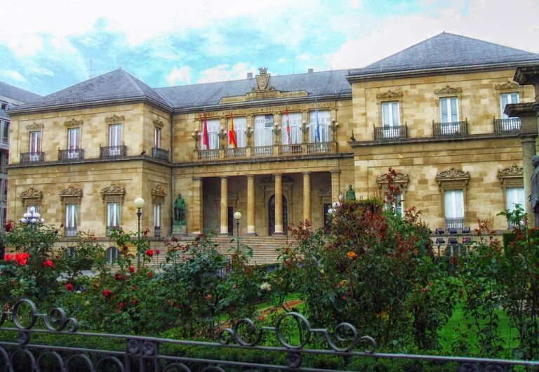 Encuentra los Mejores Pueblos cerca de Pamplona 2 vitoria-gasteiz, spain, nature
